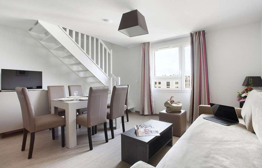 Appart Hotel Odalys City Marseille Le Dome Room photo