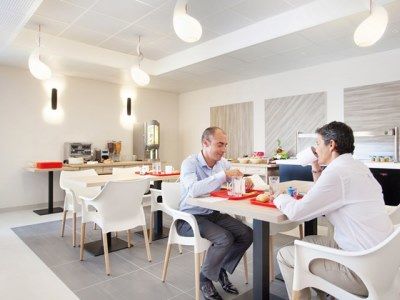 Appart Hotel Odalys City Marseille Le Dome Exterior photo